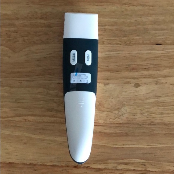 Infrared Thermometer Forehead Or Eardrum Detection - Picture 5 of 6